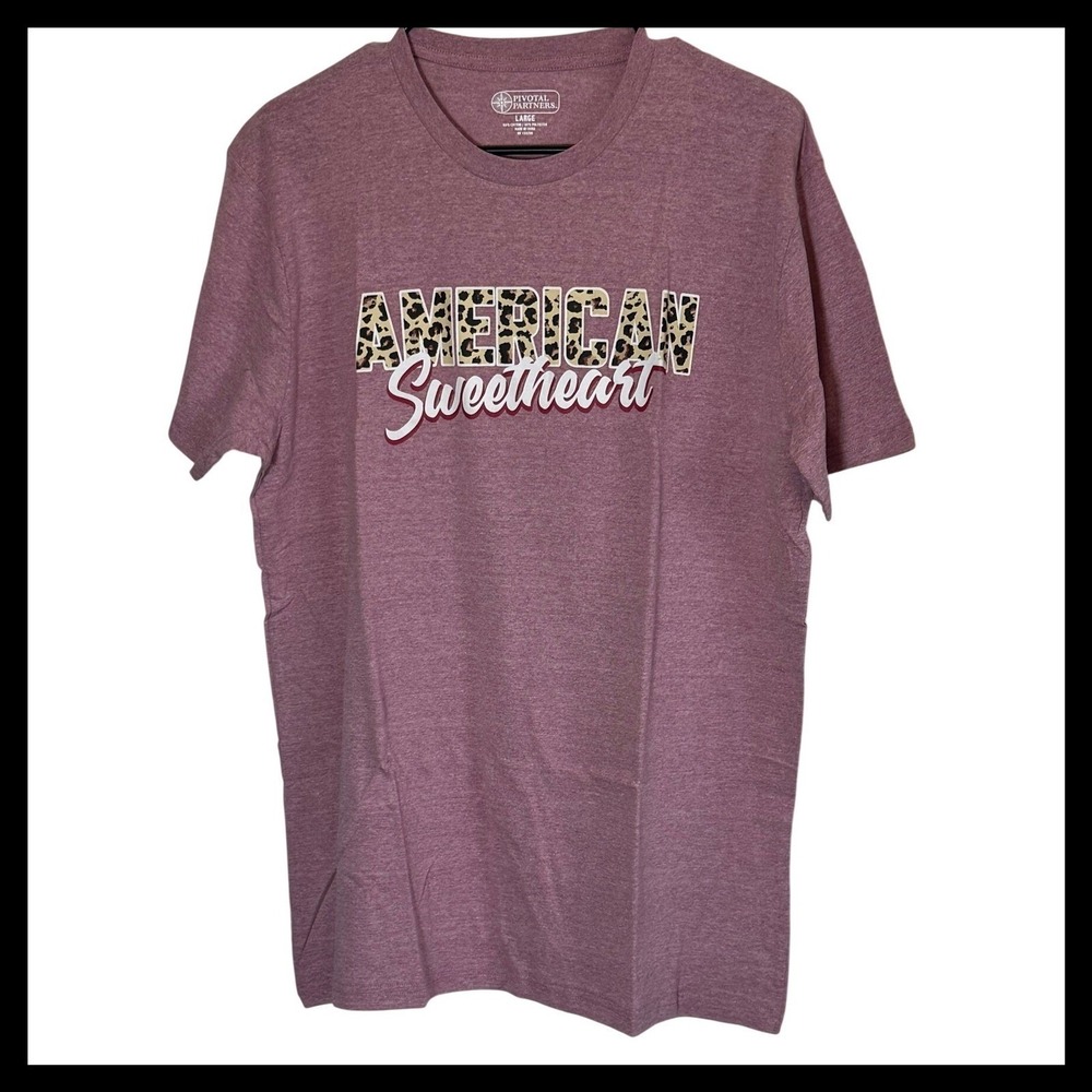 NWOT Pivotal Partners American Sweetheart Leopard Graphic Tee Mauve Purple Large